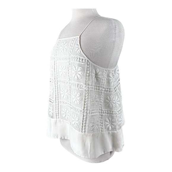 ELIZABETH and JAMES Ivory Sleeveless Floral Crochet  Tank Top Size Large - Picture 3 of 10